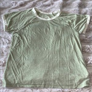 olive green american eagle t shirt